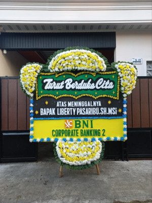 Papan Bunga Duka di Hubikiak